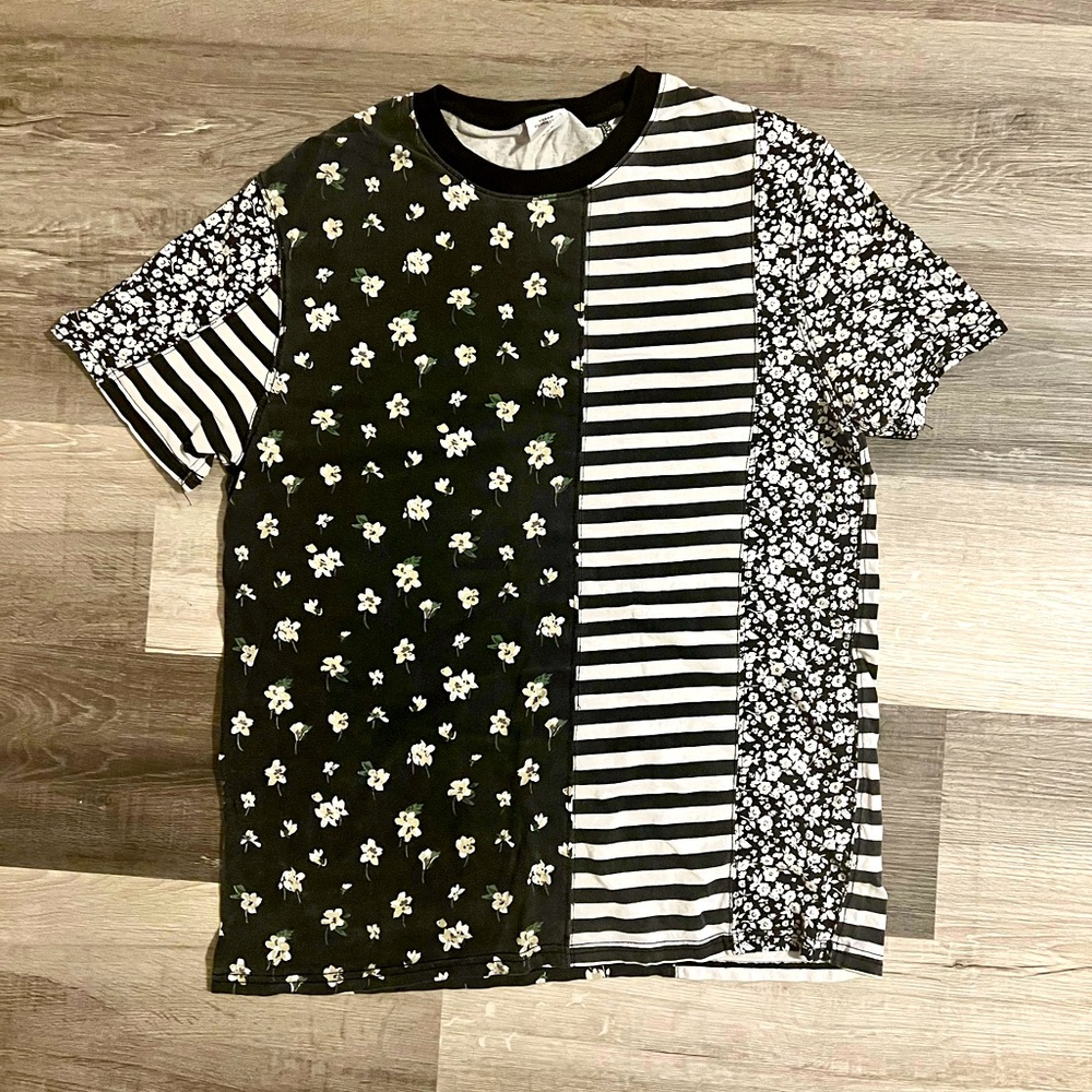Men’s floral tee